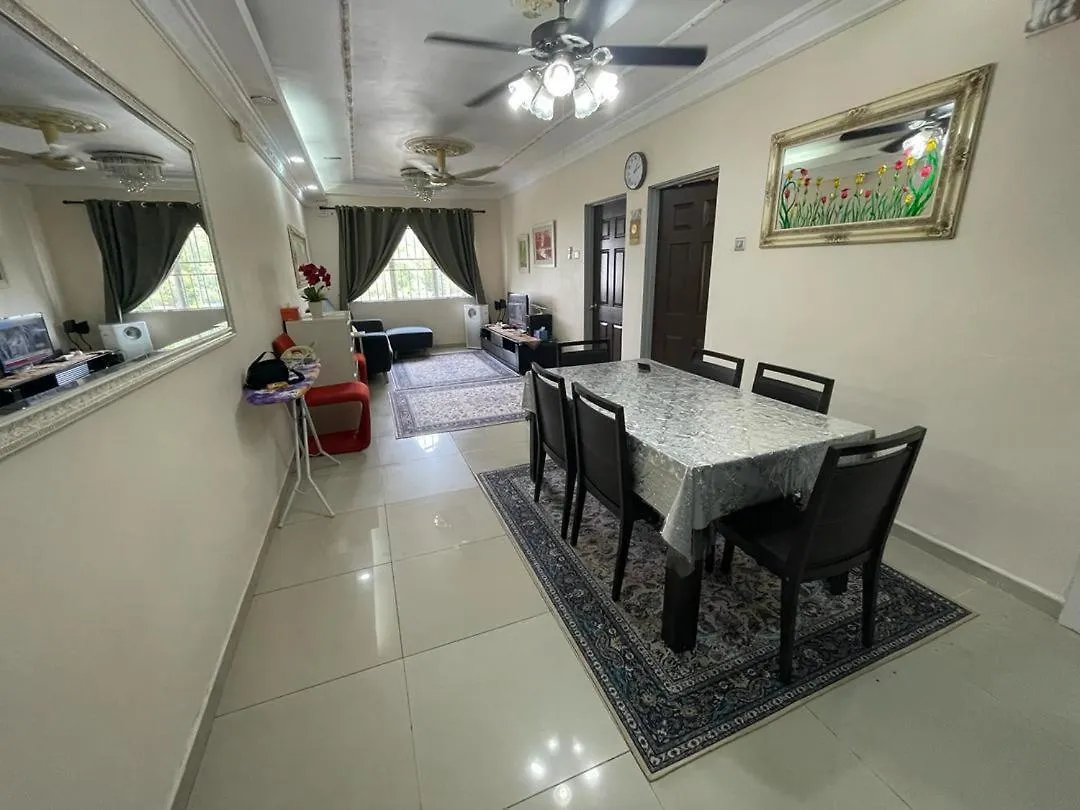 Indah Putri Homestay Kuala Lumpur 0*,